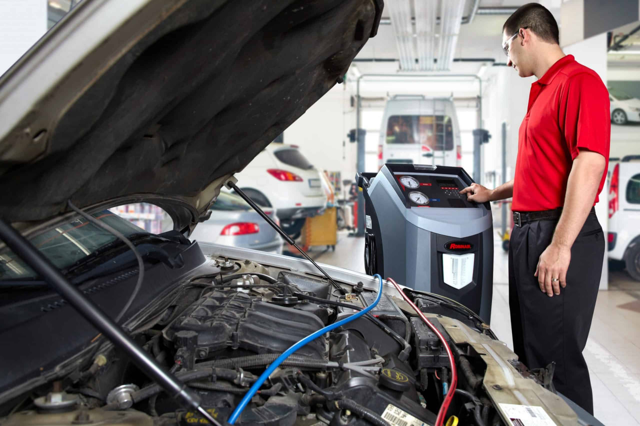 How to remove refrigerant from car without a machine? StepByStep