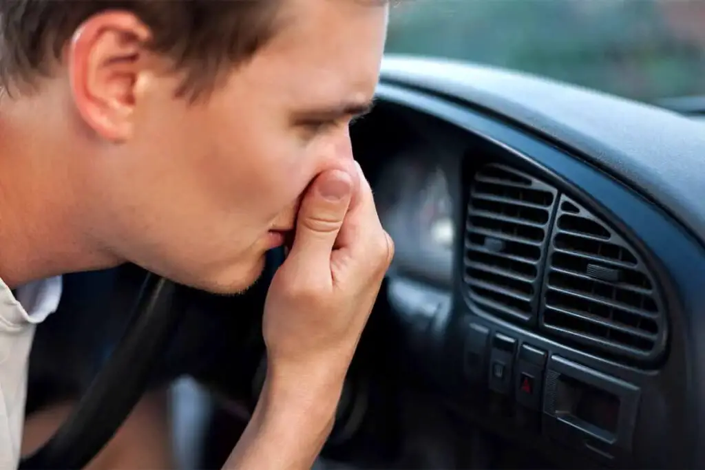 Dealing with lingering vinegar smell in car